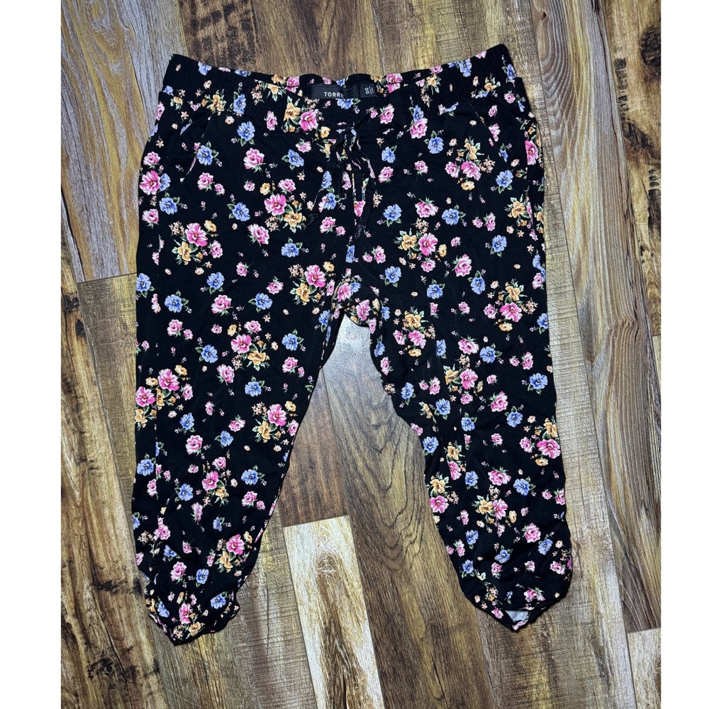 Torrid‎ Size 00 Floral Print Womens Black Casual Jogger Pants Drawstring
